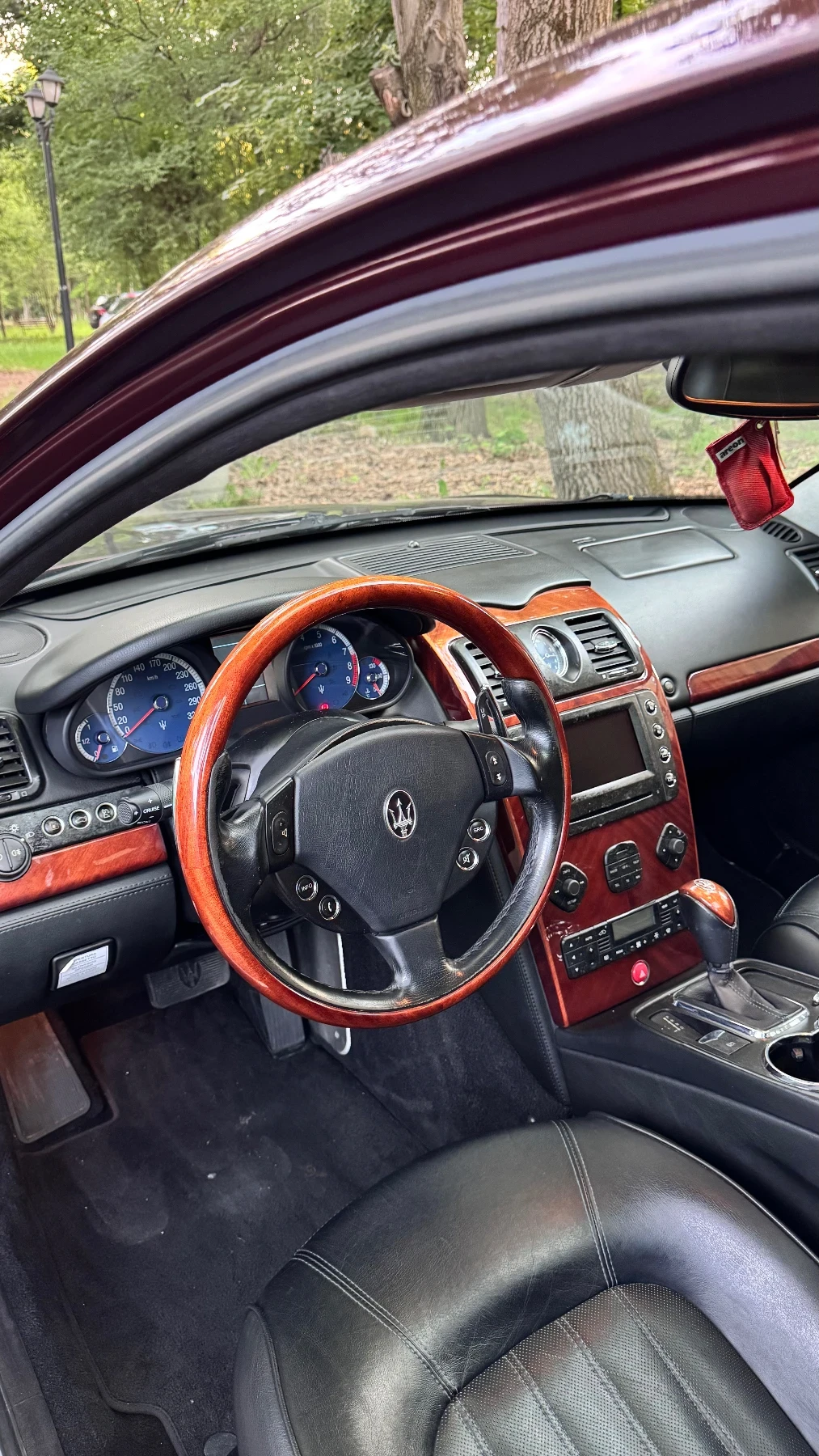 Maserati Quattroporte Топ Състияние, снимка 6 - Автомобили и джипове - 54856277