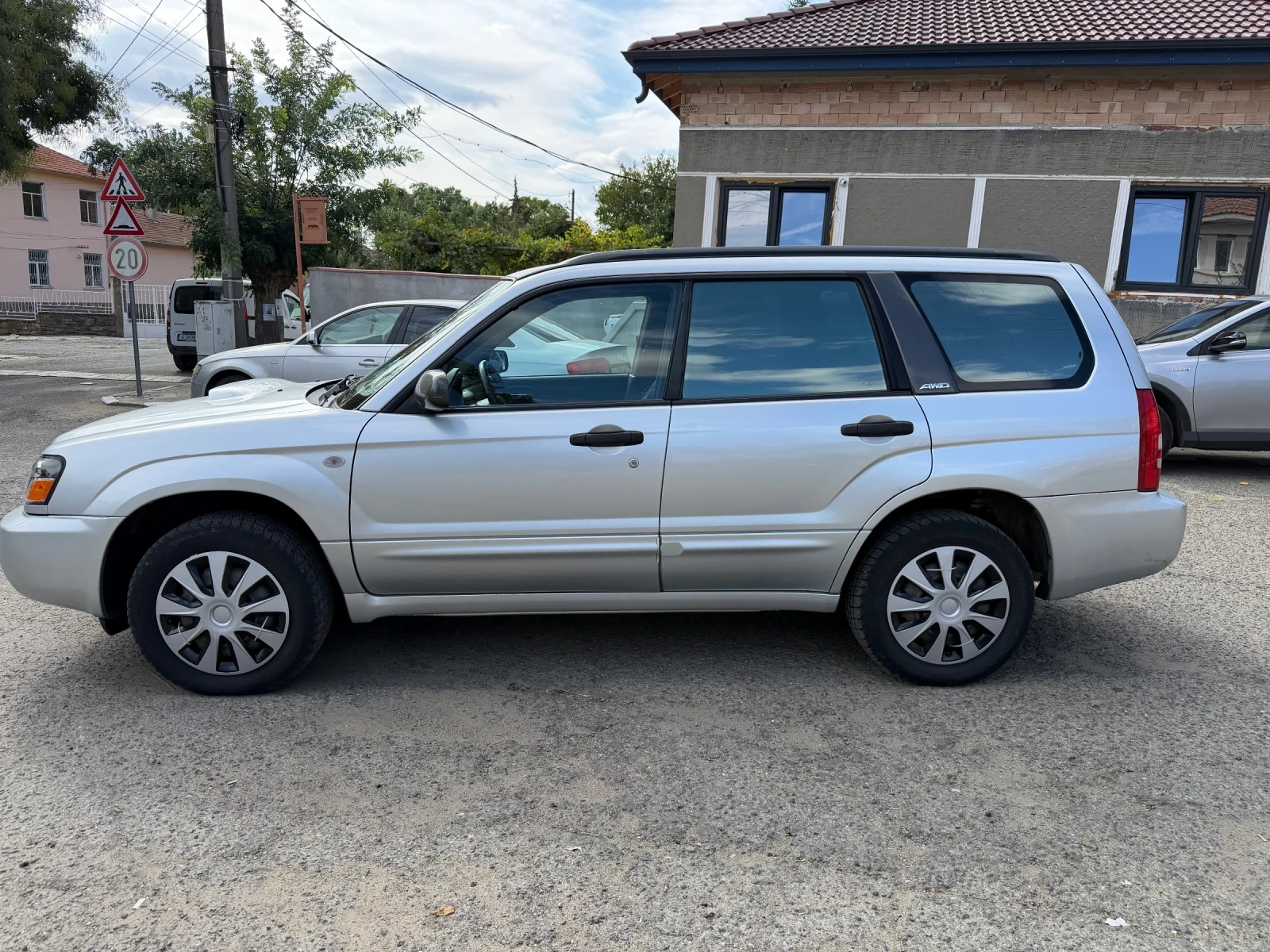 Subaru Forester 2.0 Turbo 177hp AWD, снимка 3 - Автомобили и джипове - 56266833
