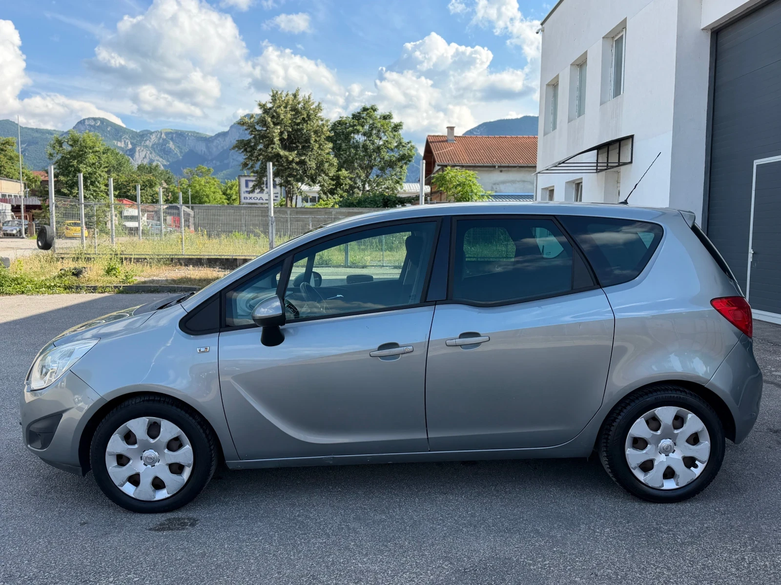 Opel Meriva ГАЗ, снимка 2 - Автомобили и джипове - 56199478