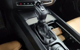 Volvo XC60 T6 INSCRIPTION| BOWERS&WILKINS| HUD| DISTRONIC| ПА, снимка 10