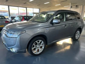 Mitsubishi Outlander 2.0i PHEV Plug-in Hybrid LPG, снимка 2