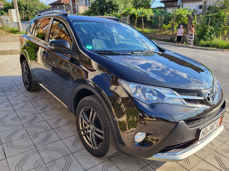 Toyota Rav4, снимка 4 - Автомобили и джипове - 47377395