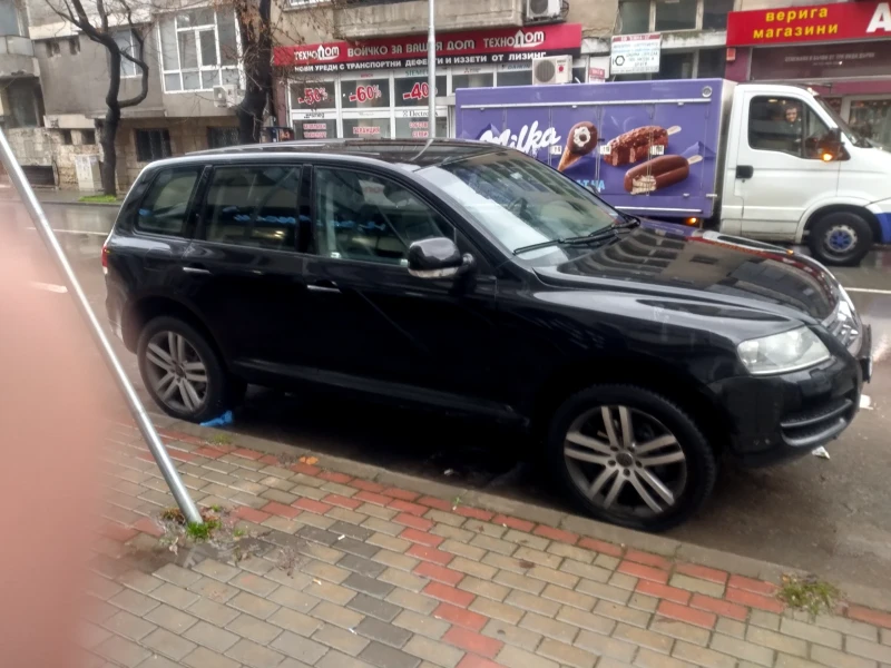 VW Touareg V6 TDI, снимка 4 - Автомобили и джипове - 48294035