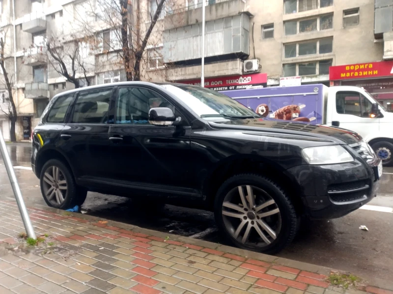 VW Touareg V6 TDI, снимка 7 - Автомобили и джипове - 48294035