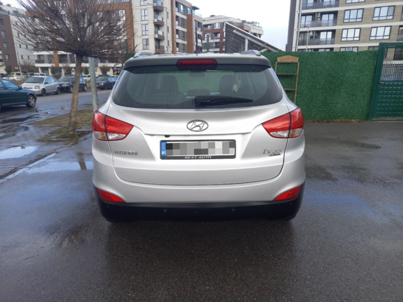 Hyundai IX35, снимка 6 - Автомобили и джипове - 48490666