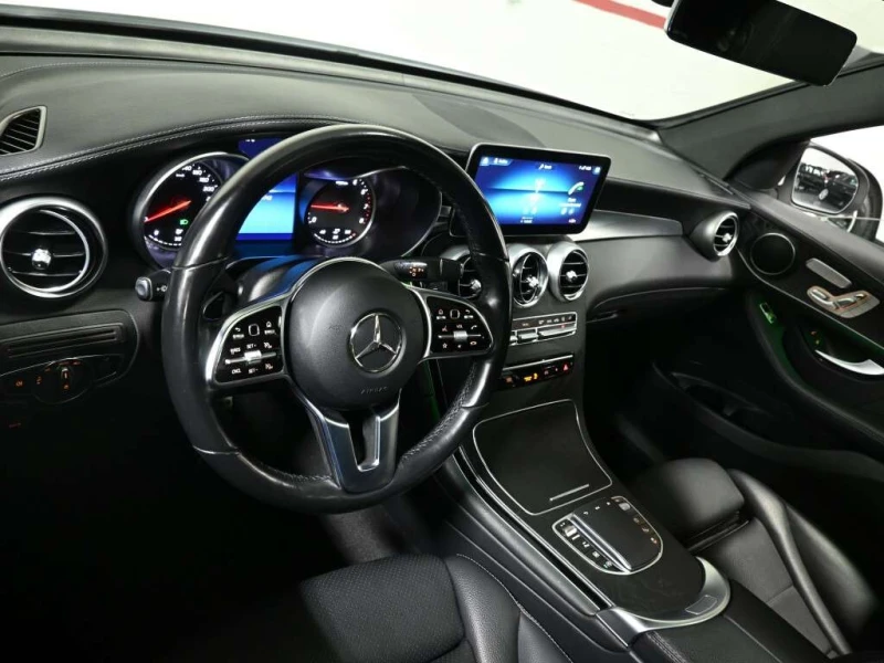 Mercedes-Benz GLC 300 2023 4MATIC * CARFAX * БЕЗ ПЪРВОНАЧАЛНА ВНОСКА, снимка 10 - Автомобили и джипове - 53166006