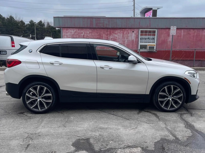 BMW X2 * xDrive28i * CARFAX * ХЕД ЪП* ПАНОРАМА* , снимка 3 - Автомобили и джипове - 53372209