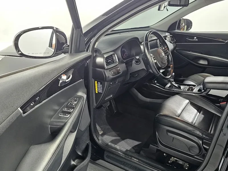 Kia Sorento DIESEL 2.0 2WD LUXURY, снимка 10 - Автомобили и джипове - 55100265