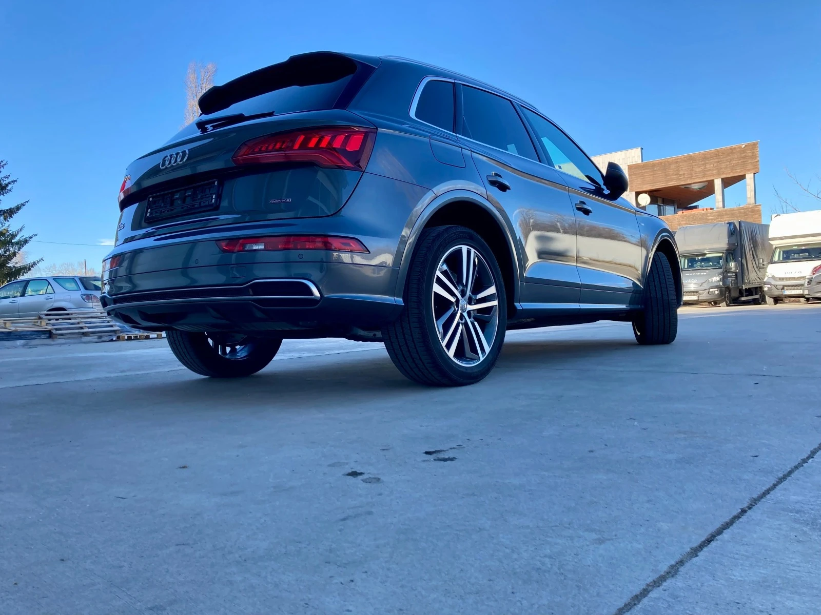 Audi Q5 45 TFSI Progresiv quattro S-line 3dCam Регистриран - изображение 3