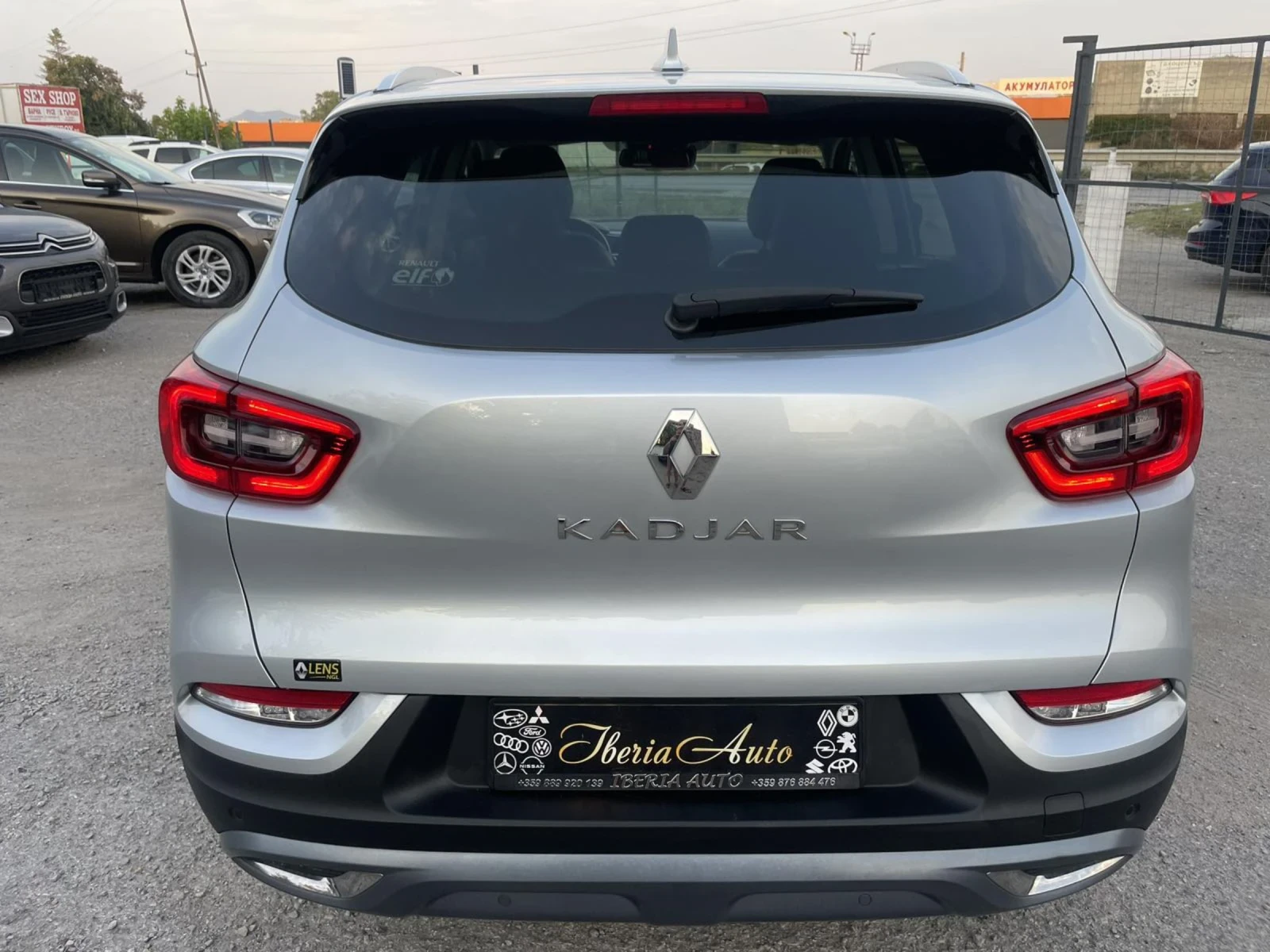 Renault Kadjar 1.3 TCE 140 * CAMERA * FULL LED * NAVI * ACC * E6  - изображение 5