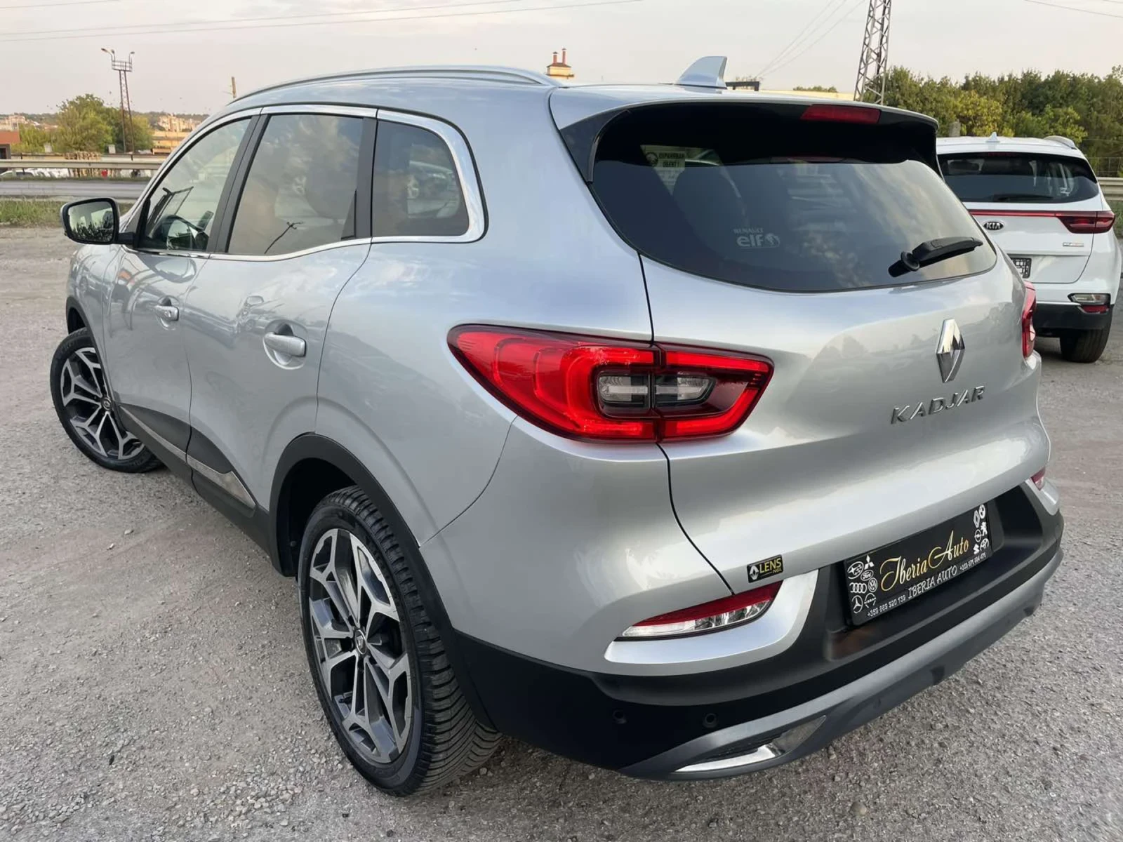 Renault Kadjar 1.3 TCE 140 * CAMERA * FULL LED * NAVI * ACC * E6  - изображение 6