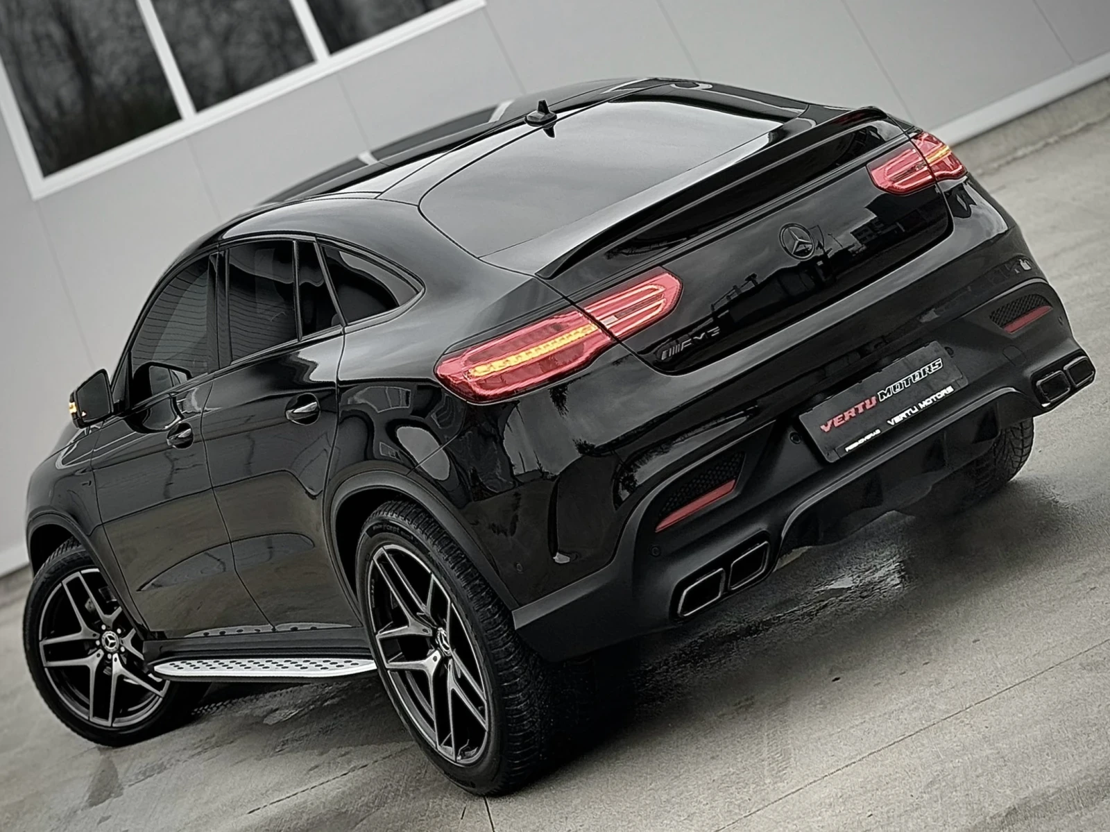 Mercedes-Benz GLE 350 COUPE / AMG / 9G / EXCLUSIVE EDITION / 3xTV - изображение 5