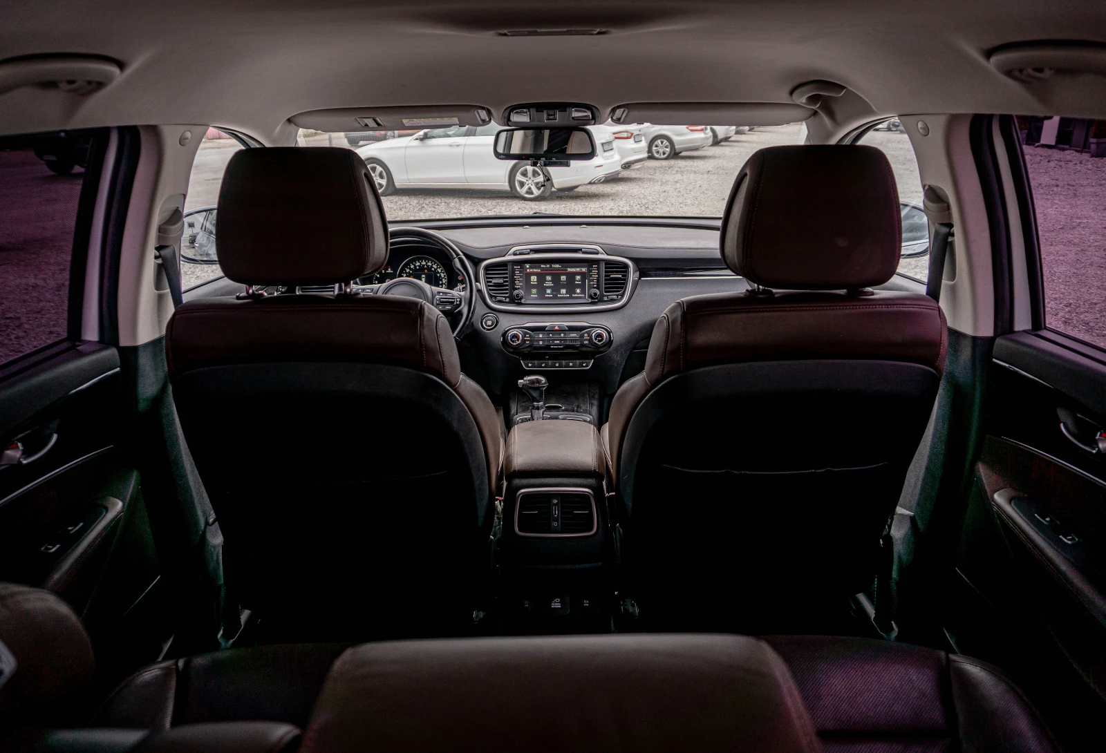 Kia Sorento 2.2 CRDI 4WD-ТОП СЪСТОЯНИЕ-РЕАЛНИ КМ!, снимка 13 - Автомобили и джипове - 53959109