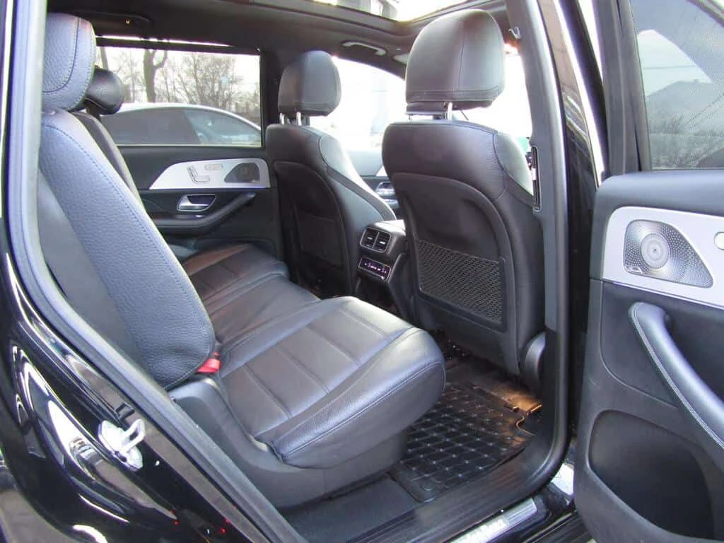 Mercedes-Benz GLS 450 AMG Line * Масаж * Фиксирана цена до БГ * CARFAX *, снимка 12 - Автомобили и джипове - 53960892