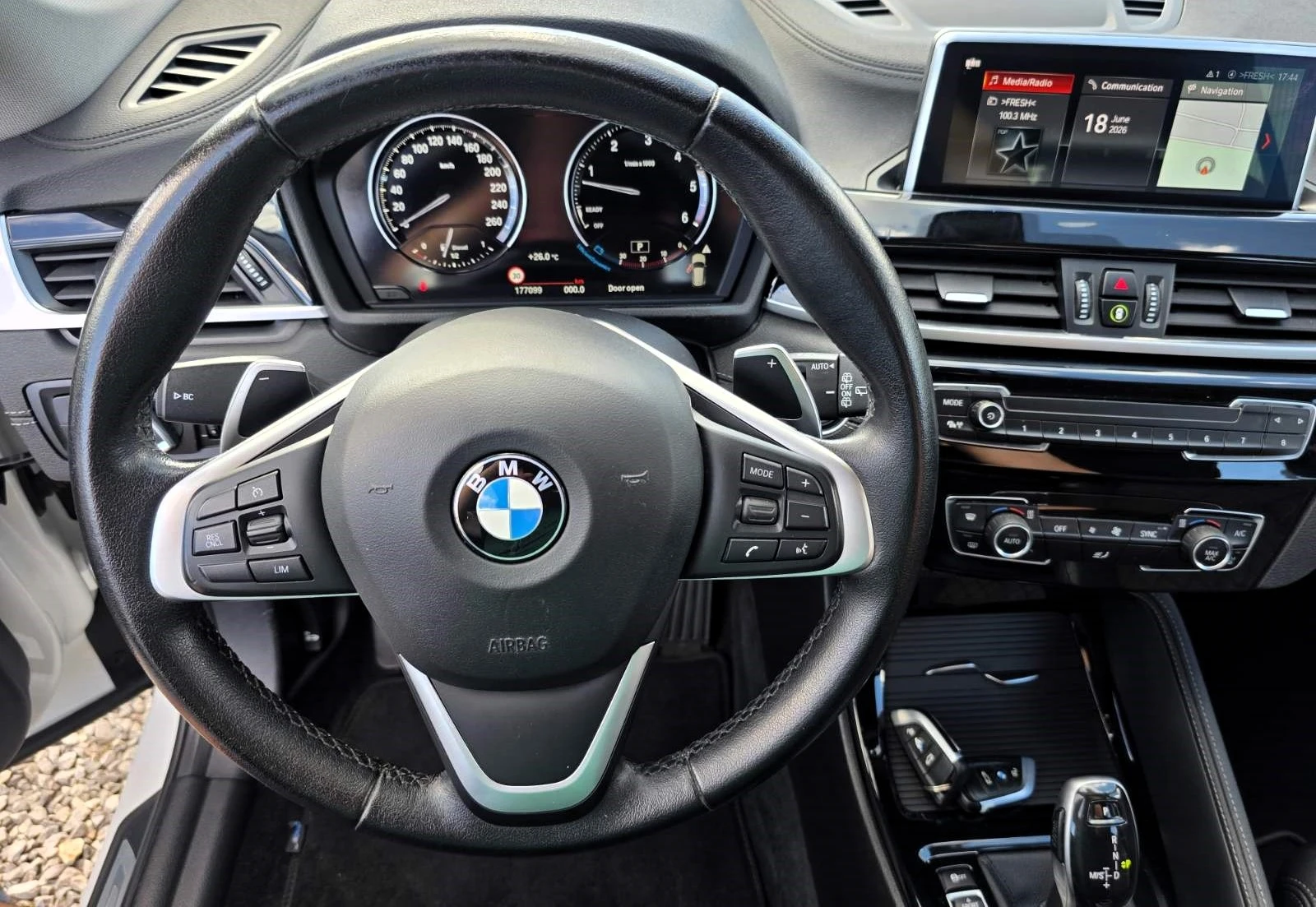 BMW X1 2.0d/xDrive/X-Line/Automatic, снимка 8 - Автомобили и джипове - 54310194