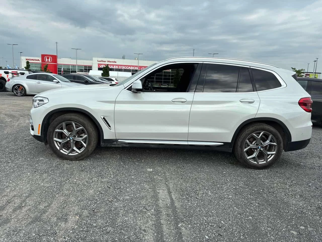 BMW X3 * XDRIVE30I * PANO * ПОДГРЕВИ * KEYLESS, снимка 2 - Автомобили и джипове - 54858417