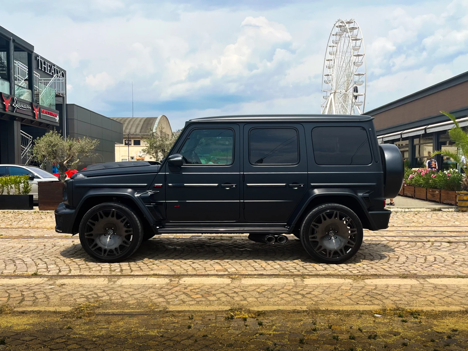 Mercedes-Benz G 63 AMG Brabus 700Widestar Magno Carbon Exclusive Гаранция, снимка 4 - Автомобили и джипове - 55396243
