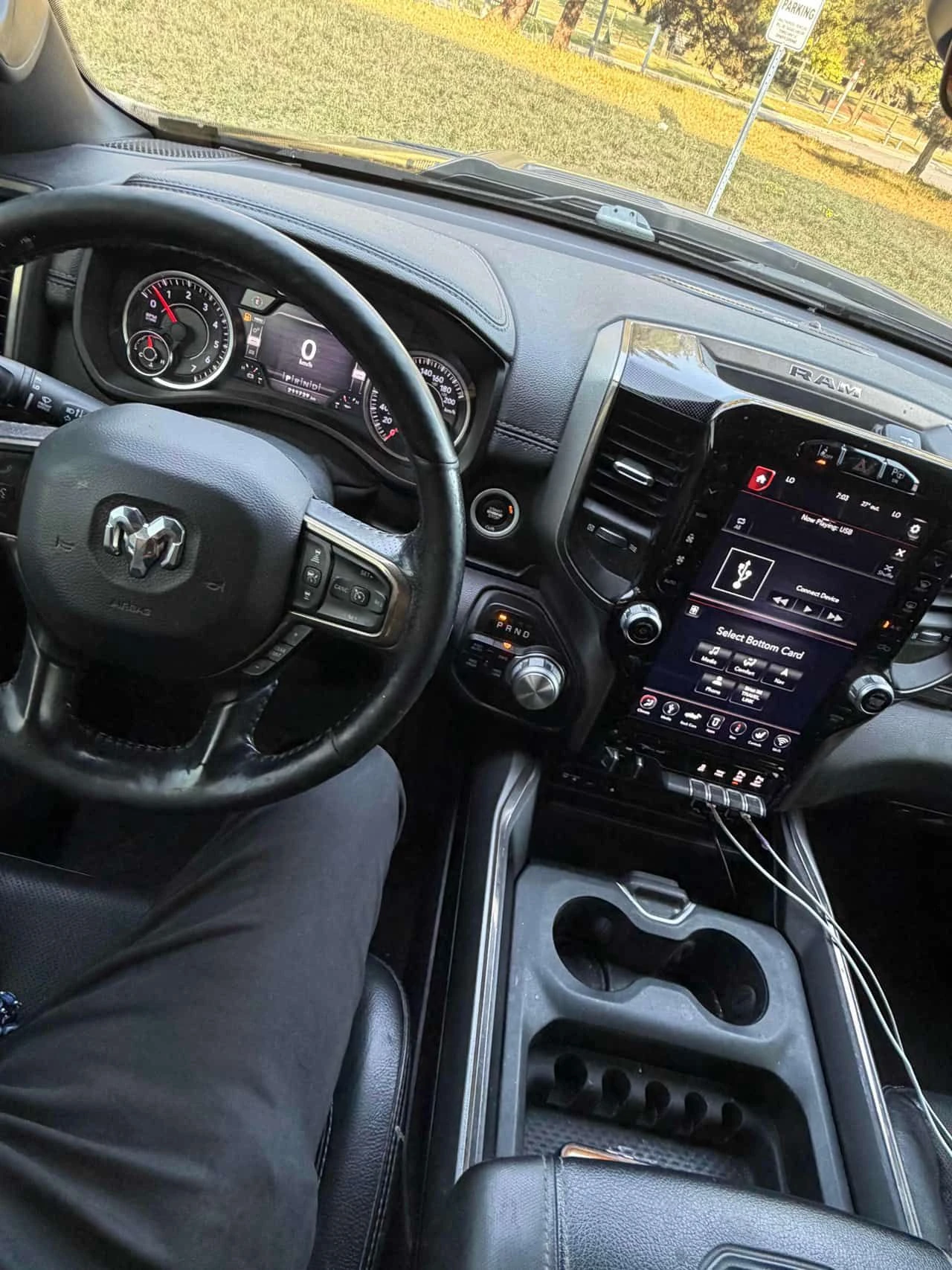 Dodge RAM 1500 * Sport * CARFAX * ЦЕНА ДО БГ, снимка 8 - Автомобили и джипове - 55432581
