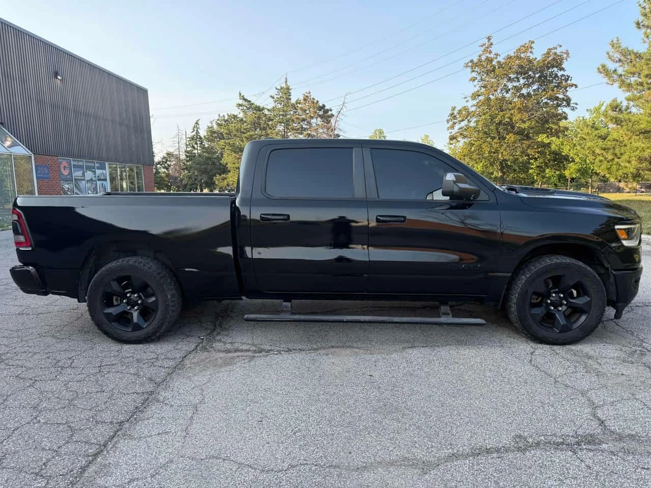 Dodge RAM 1500 * Sport * CARFAX * ЦЕНА ДО БГ, снимка 4 - Автомобили и джипове - 55432581