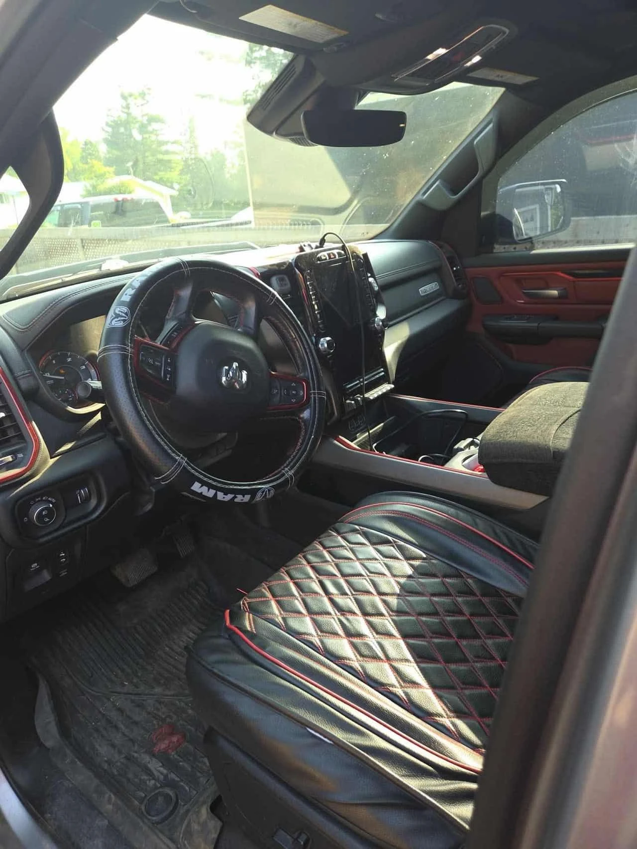 Dodge RAM 1500 * Rebel * ЛИЦЕНЗИРАН ДИЛЪР * CARFAX, снимка 5 - Автомобили и джипове - 55593049