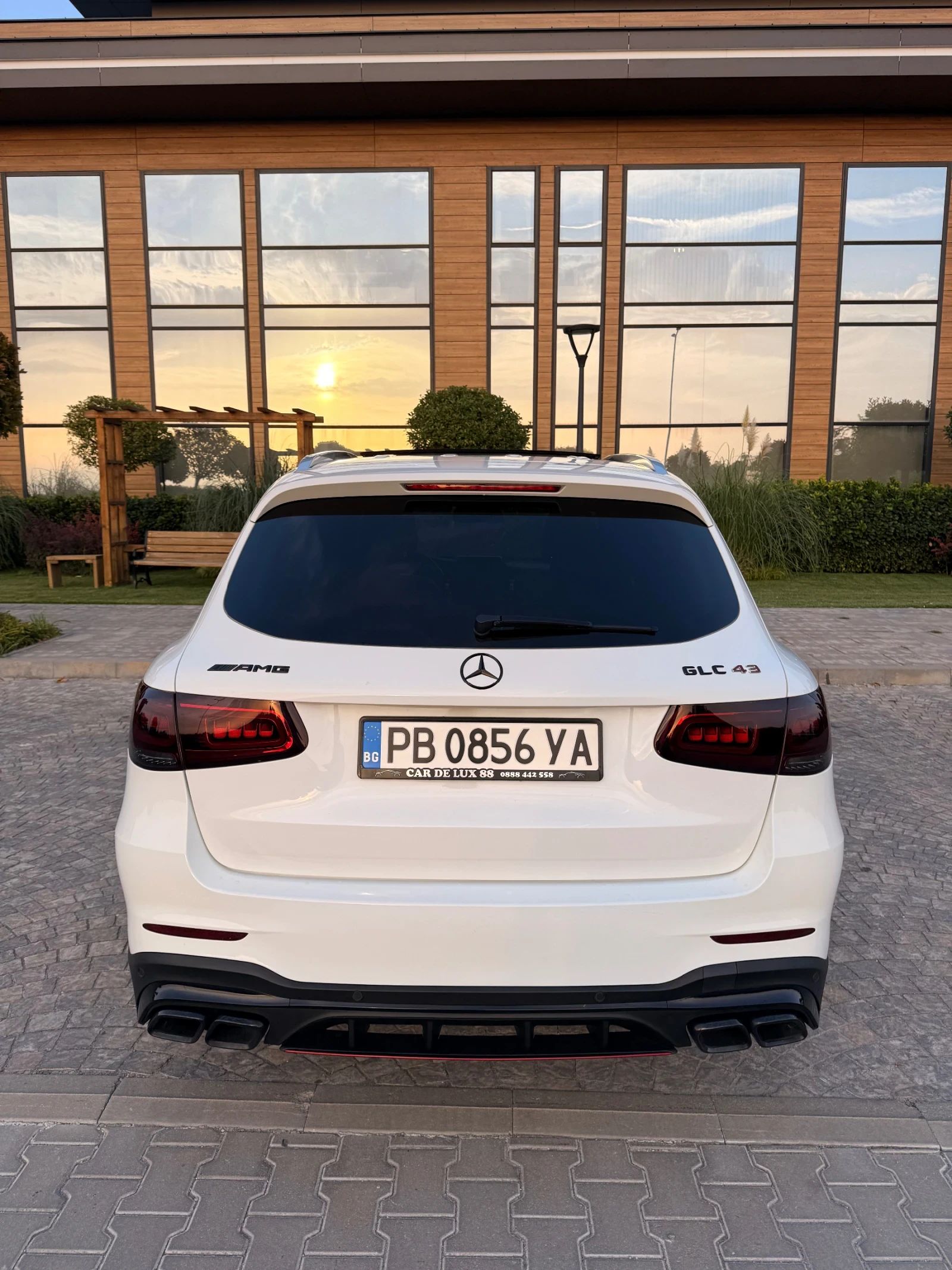 Mercedes-Benz GLC 43 AMG FACELIFT 6.3 РЕАЛЕН ПРОБЕГ ЛИЧЕН АВТОМОБИЛ, снимка 6 - Автомобили и джипове - 55869731