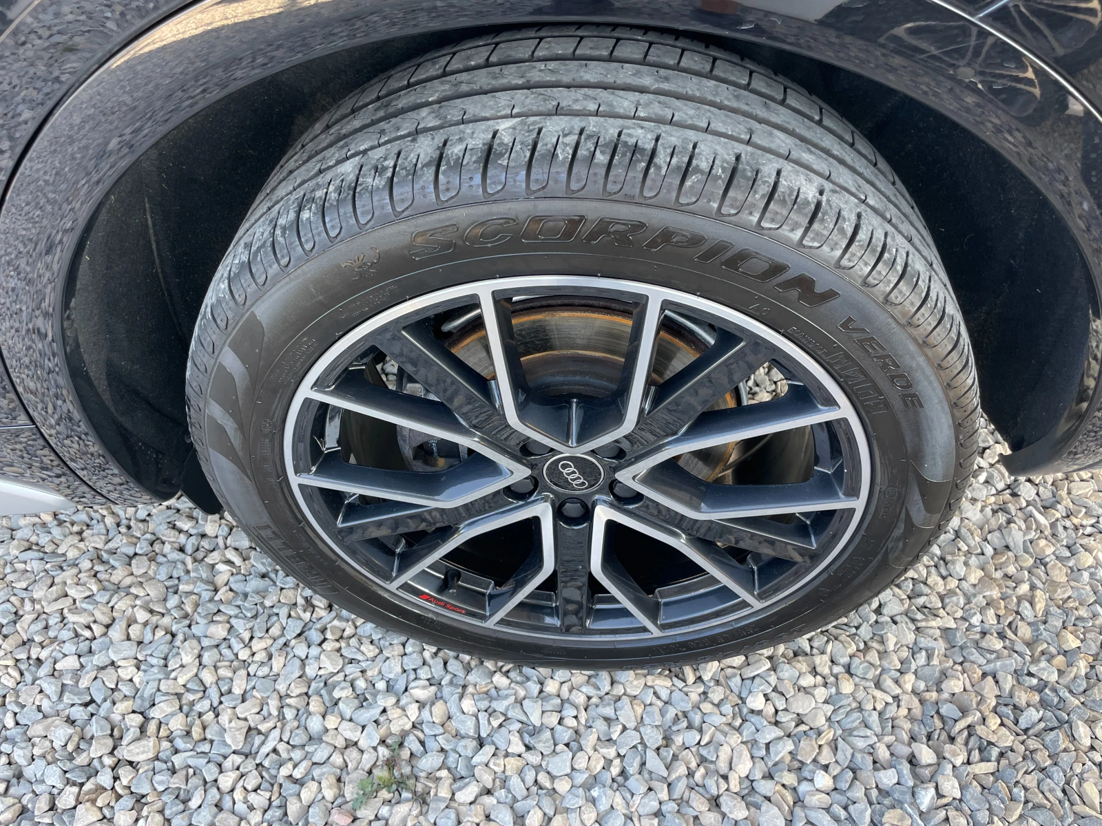 Audi Q5 /S LINE Quattro Mhev 12V ВИДЕО КЪМ ОБЯВАТА, снимка 15 - Автомобили и джипове - 55930393
