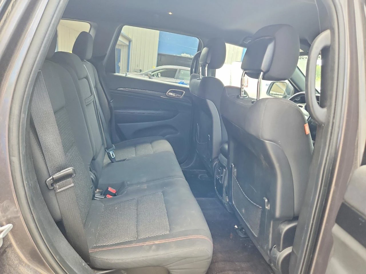 Jeep Grand cherokee 3.6l Laredo, снимка 11 - Автомобили и джипове - 55994721