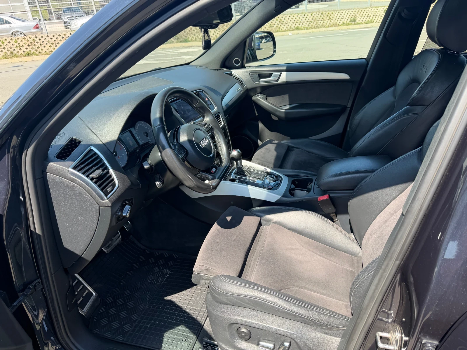 Audi SQ5 3.0 BiTDi 313p.s, снимка 10 - Автомобили и джипове - 56330384