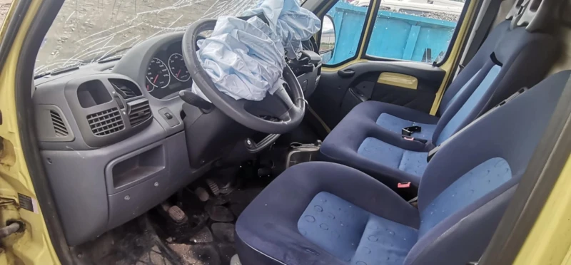 Peugeot Boxer 2.8, снимка 6 - Бусове и автобуси - 50483681