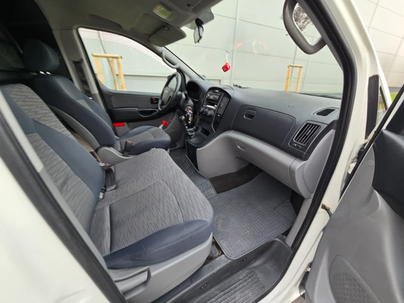 Hyundai H1, снимка 9 - Бусове и автобуси - 52939595