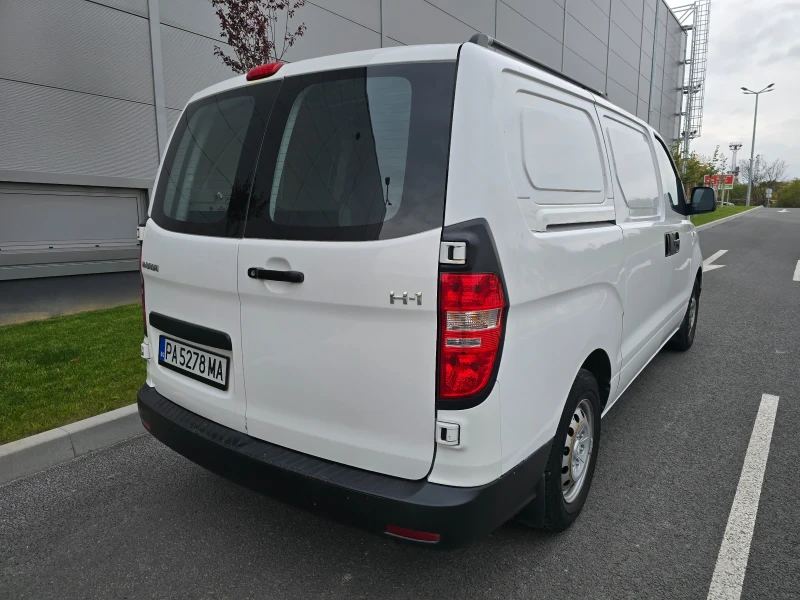 Hyundai H1, снимка 12 - Бусове и автобуси - 52939595
