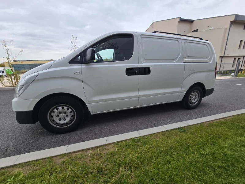 Hyundai H1, снимка 4 - Бусове и автобуси - 52939595