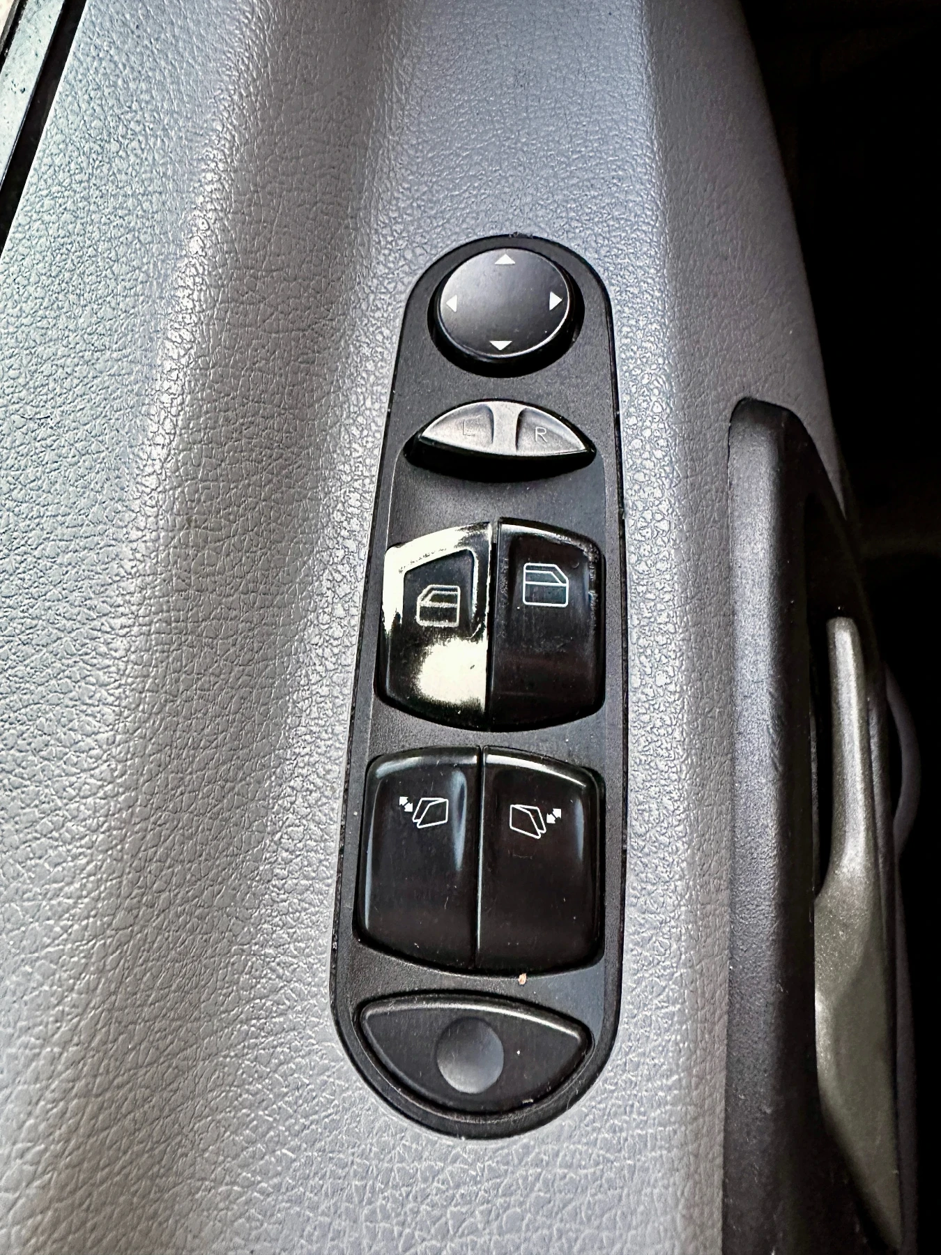 VW Crafter 2.5 Tdi 8 места, снимка 8 - Бусове и автобуси - 55317450