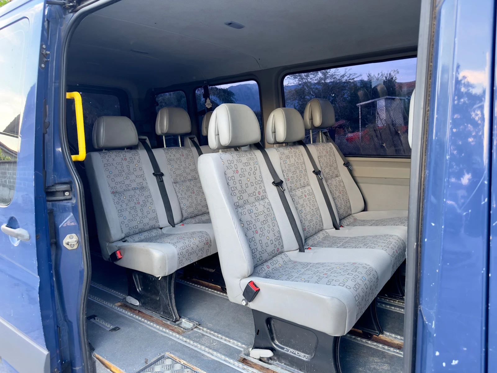 VW Crafter 2.5 Tdi 8 места, снимка 5 - Бусове и автобуси - 55317450