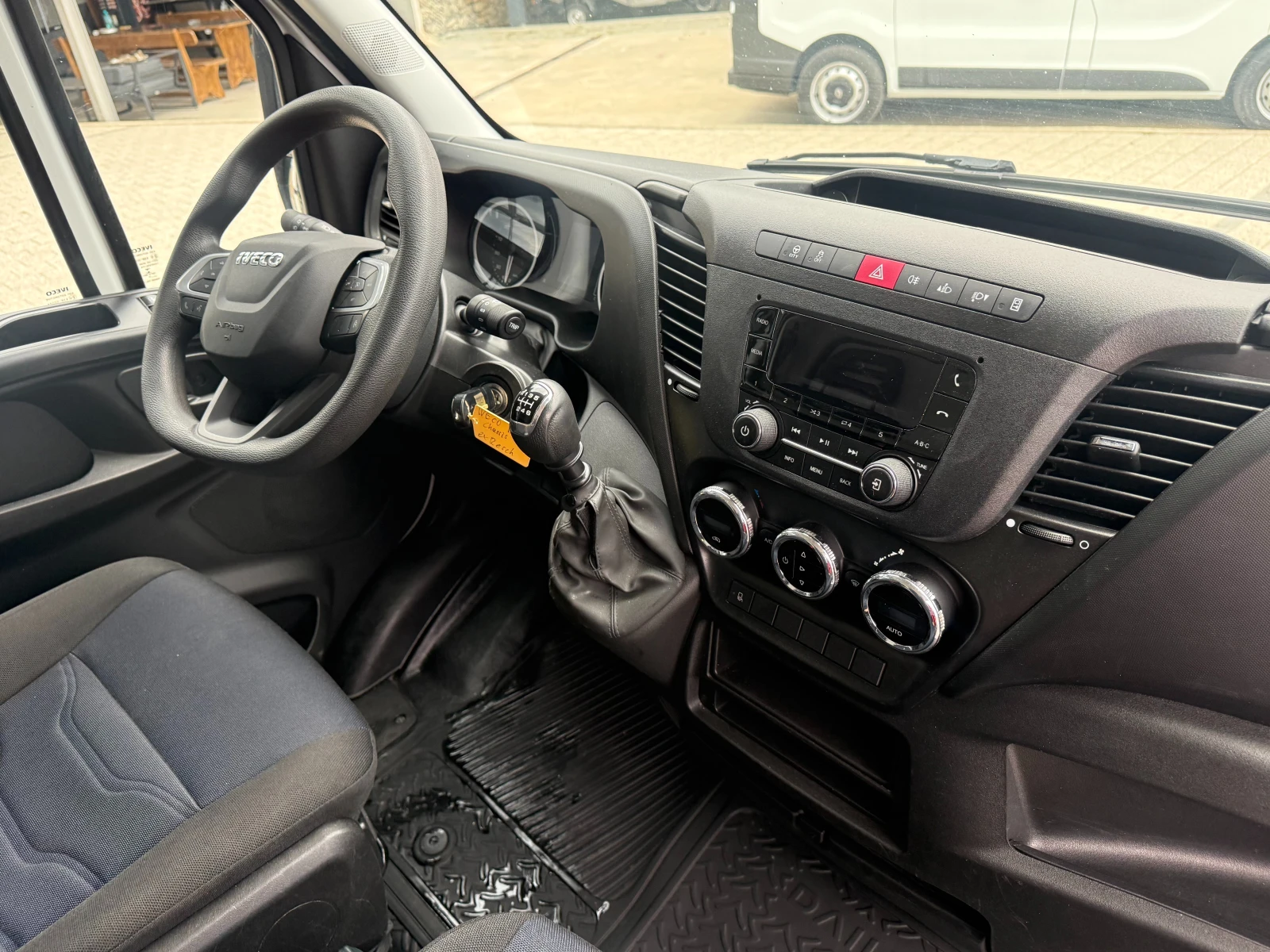 Iveco Daily 35-160 3.0HPI �� 3.5�. 4.03�. ����� Euro 6 | Mobile.bg � ����������� 14