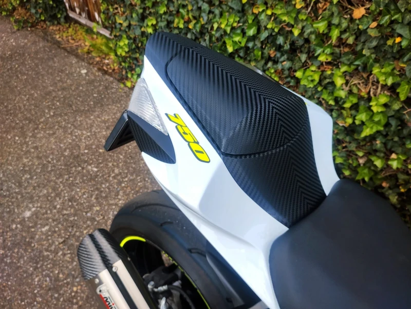 Suzuki Gsxr 750, снимка 17 - Мотоциклети и мототехника - 52519287