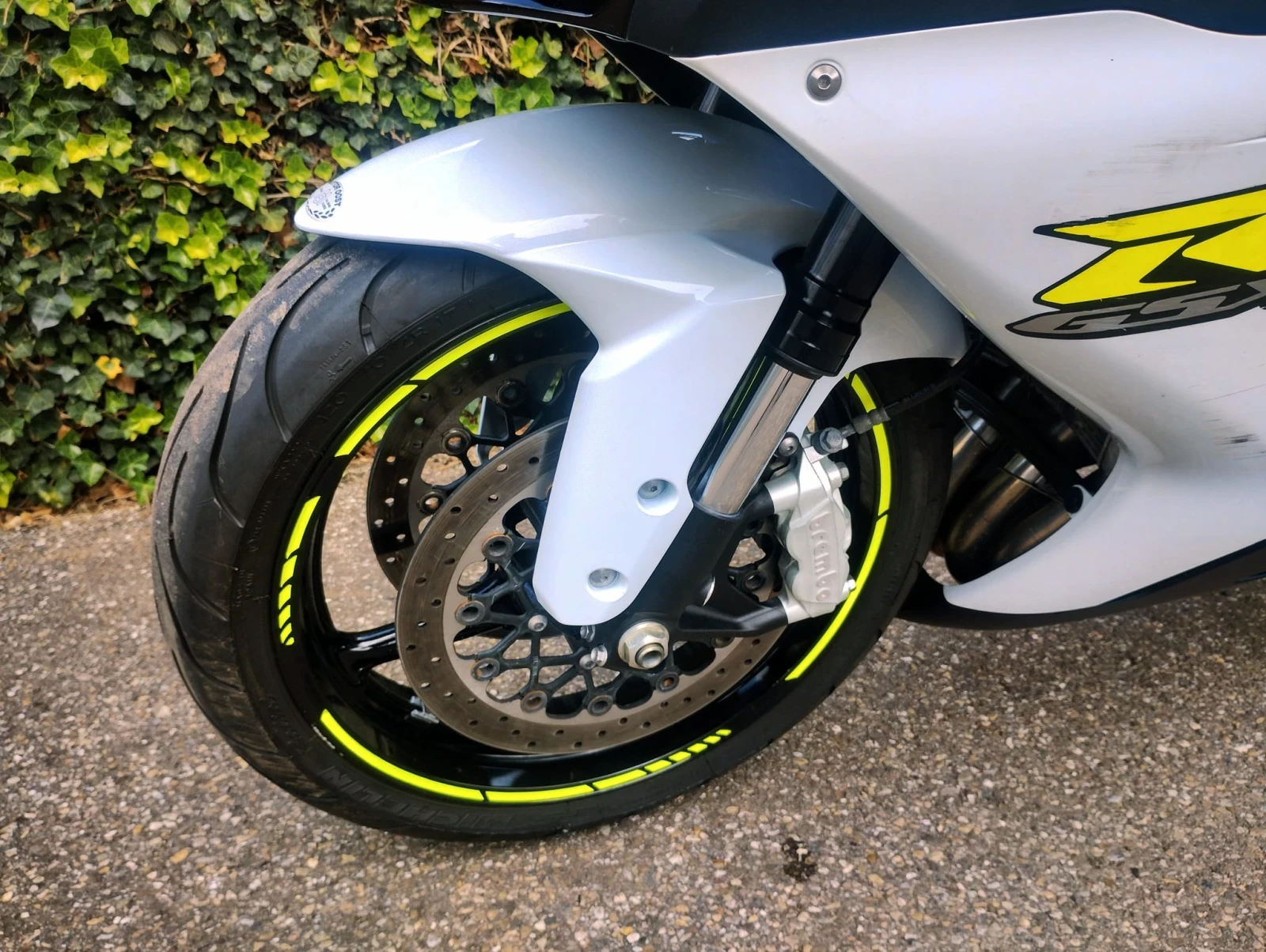 Suzuki Gsxr 750 - изображение 5