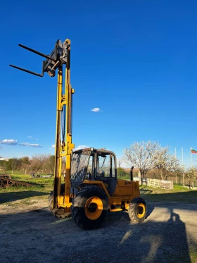 Телескопичен товарач JCB 926, снимка 13