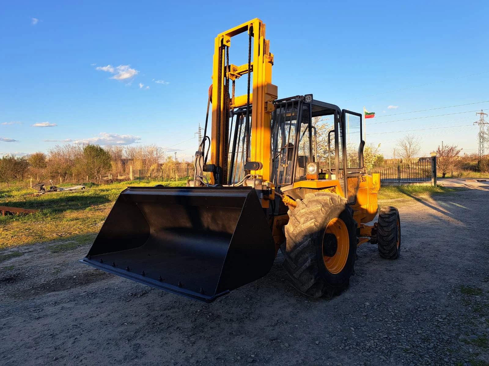 Телескопичен товарач JCB 926, снимка 5 - Селскостопанска техника - 54140896