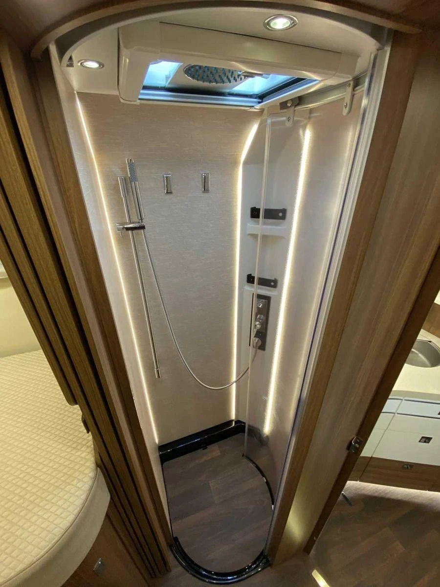  Carthago Chic E-Line I 50 LE | Mobile.bg   12