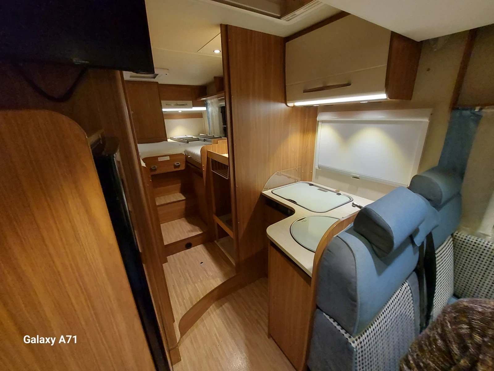 Кемпер Fiat Carado-полуинтегриран - изображение 6