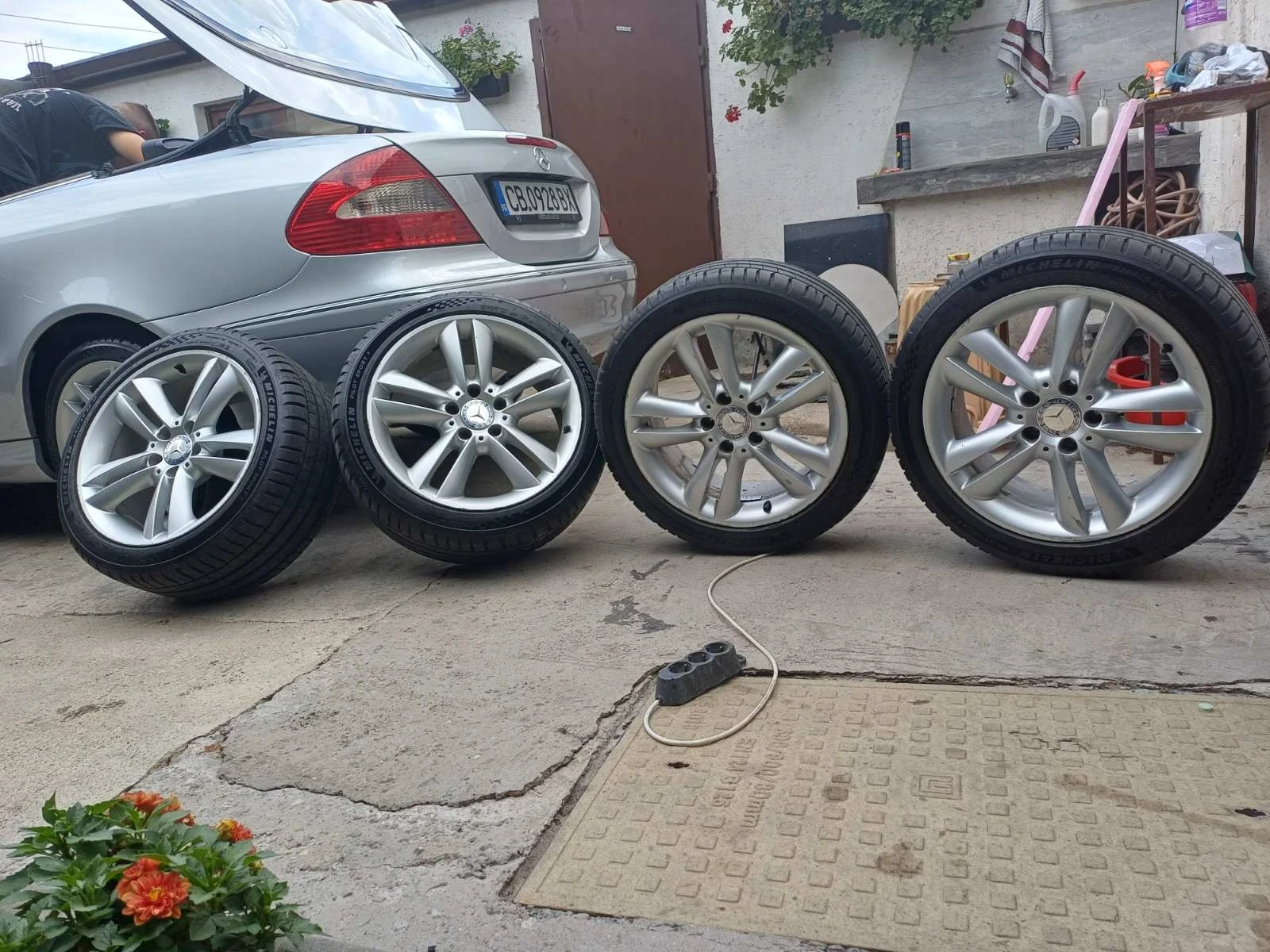    245/40R17  Mercedes-Benz CLK | Mobile.bg   1