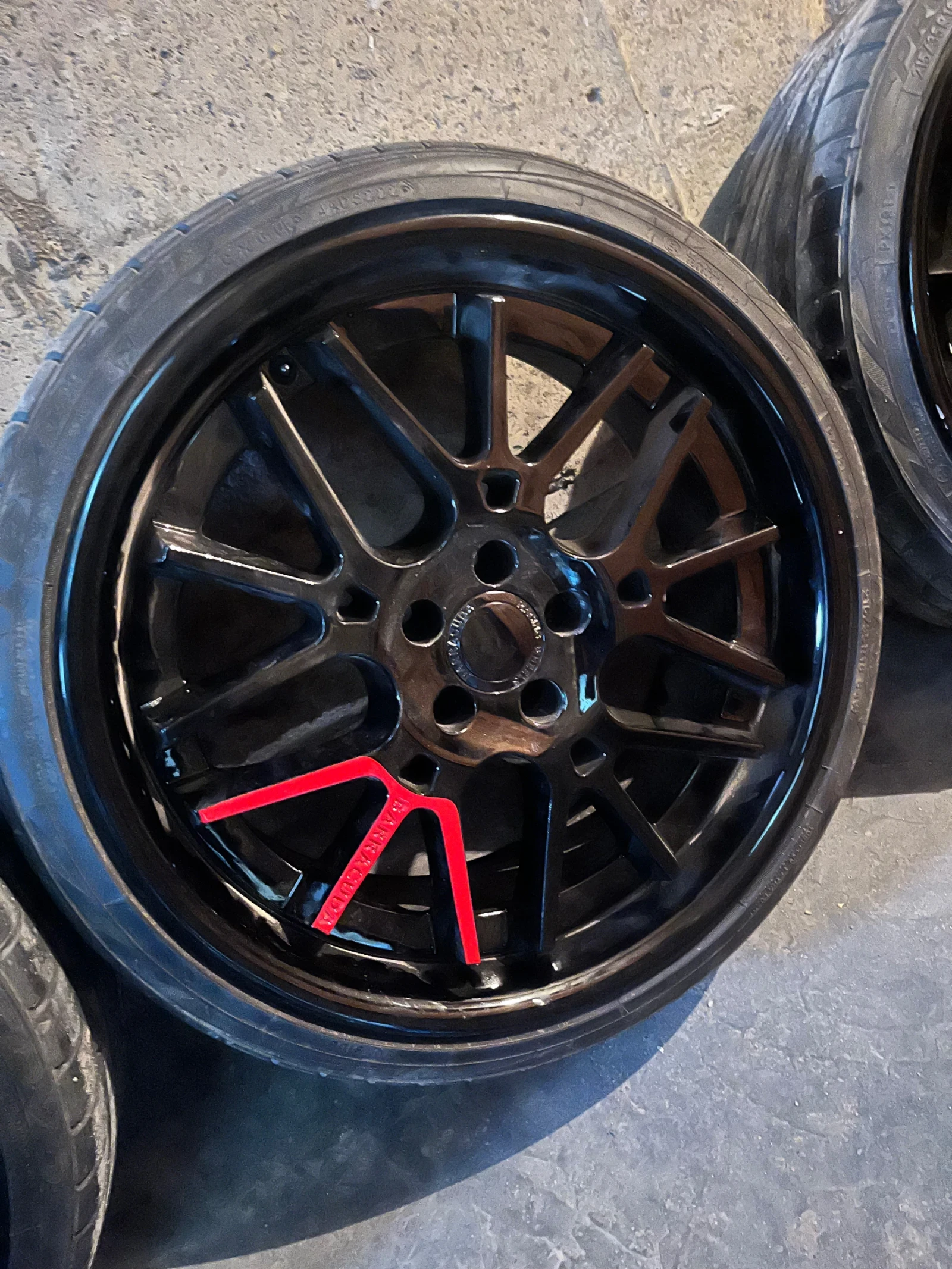 Гуми с джанти Toyo 215/35R18, снимка 12 - Гуми и джанти - 54091864