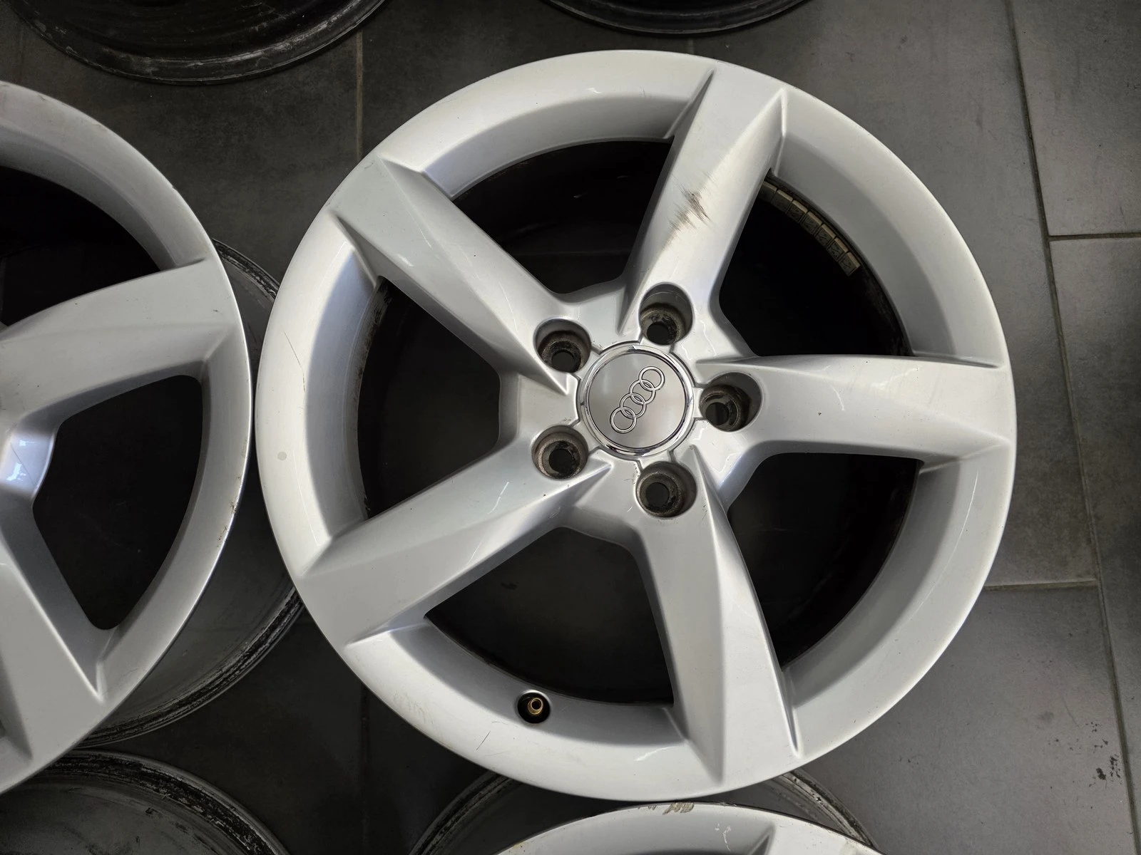 Джанти за Audi, снимка 3 - Гуми и джанти - 56723638