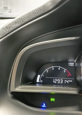 Mazda 3 1.5d* KEYLESS* SKYACTIVE* ��������* ������* ����*  | Mobile.bg � ����� ������ 10