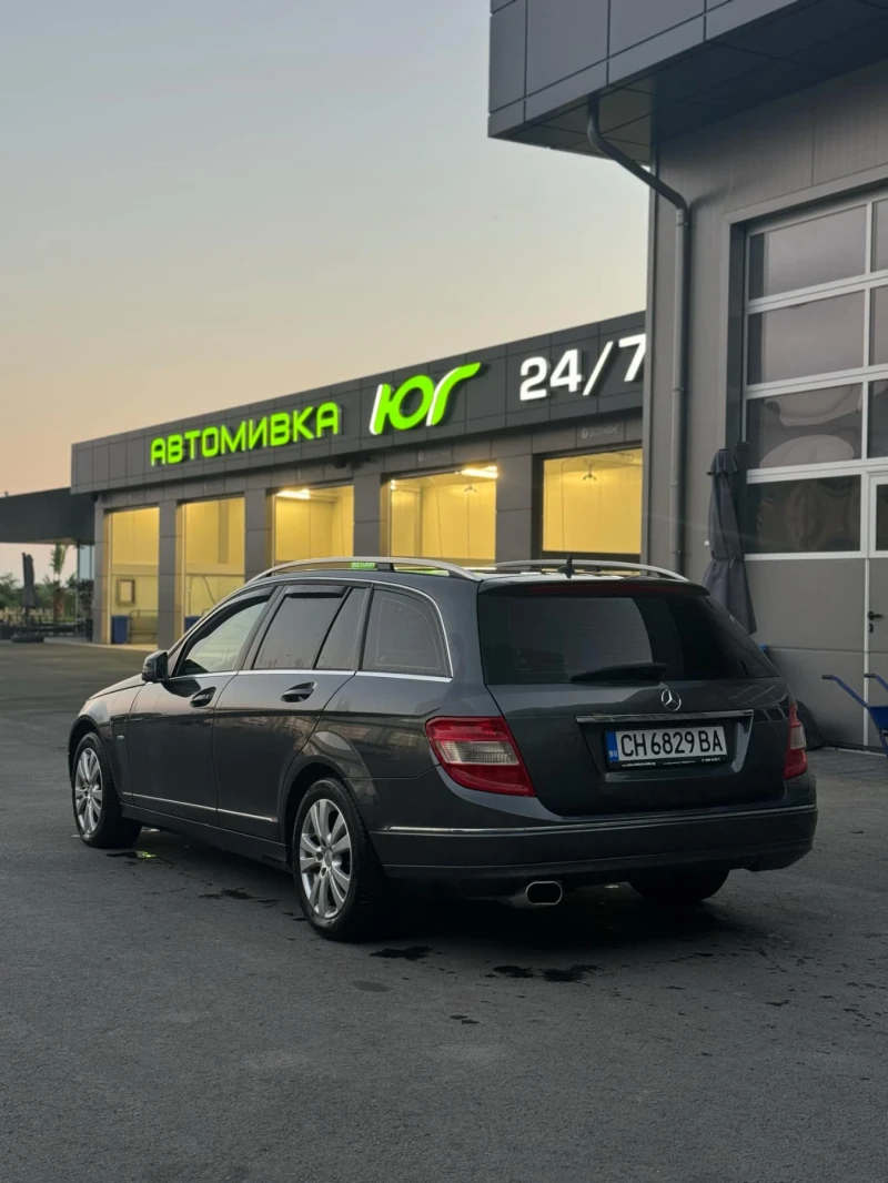 Mercedes-Benz C 200 комби, снимка 6 - Автомобили и джипове - 47738517