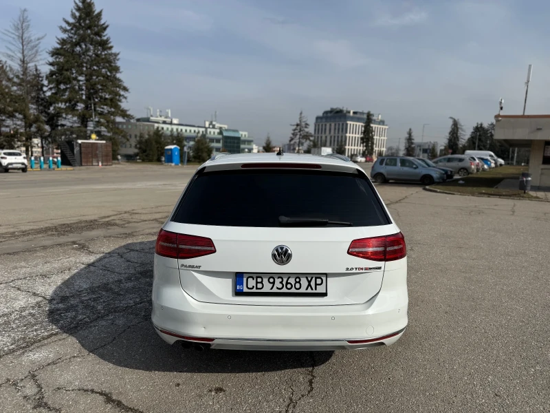 VW Passat 2.0 TDI 4Motion, снимка 7 - Автомобили и джипове - 48236672