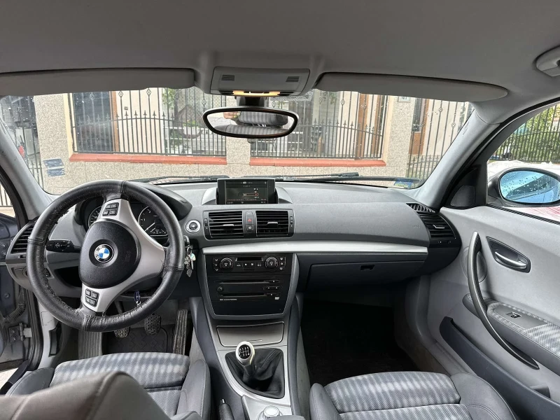 BMW 118, снимка 4 - Автомобили и джипове - 48539555