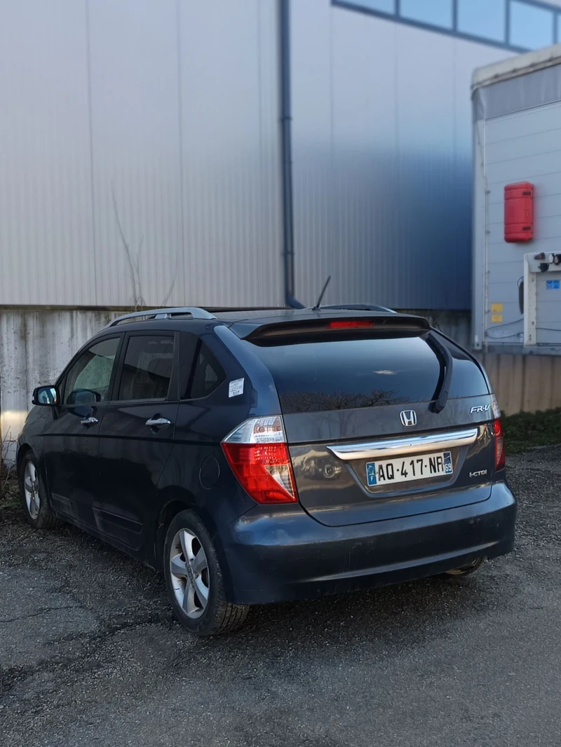 Honda Fr-v 2.2 i-ctdi, снимка 5 - Автомобили и джипове - 48799231