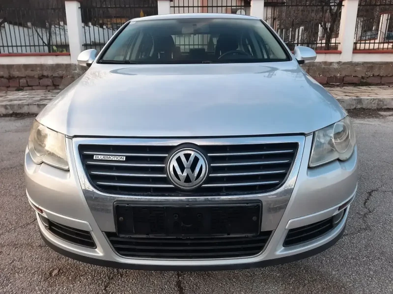 VW Passat 1.9 ТDI KLIMATR SEDAN HIGLINE, снимка 2 - Автомобили и джипове - 49510818